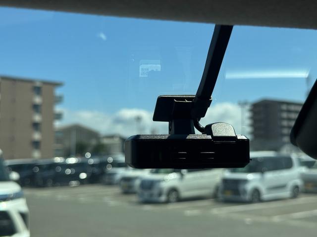 ブーンシルク SAIIナビ地デジTV バックカメラ Bluetooth スマートキー ETC 前ドライブレコーダー オートライト LEDヘッドライト 衝突軽減ブレーキ 横滑り防止装置 アイドリングストップ(福岡県)の中古車