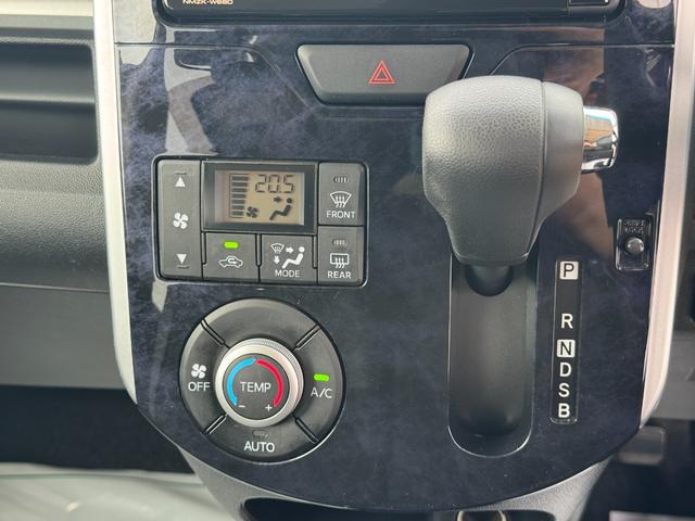 タントカスタムＸ　トップエディションＳＡIIIナビ地デジＴＶ　バックカメラ　Ｂｌｕｅｔｏｏｔｈ　スマートキー　ＥＴＣ　　片側電動スライドドア　オートライト　ＬＥＤヘッドライト　衝突軽減ブレーキ　オートマチックハイビーム　横滑り防止装置（福岡県）の中古車
