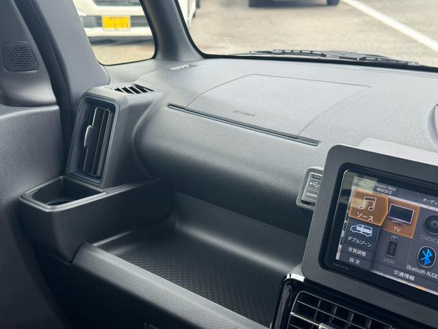 タントカスタムＸナビ地デジＴＶ　全方位カメラ　Ｂｌｕｅｔｏｏｔｈ　スマートキー　ＥＴＣ　　前後ドライブレコーダー　　両側電動スライドドア　ＬＥＤヘッドライト　衝突軽減ブレーキ　アイドリングストップ　クリアランスソナー（福岡県）の中古車