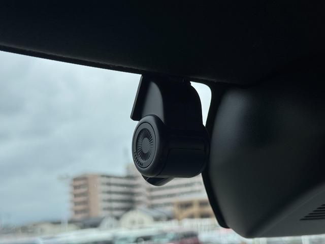 タントカスタムＸスタイルセレクションナビ地デジＴＶ　バックカメラ　Ｂｌｕｅｔｏｏｔｈ　スマートキー　ＥＴＣ　　前後ドライブレコーダー　　両側電動スライドドア　ＬＥＤヘッドライト　衝突軽減ブレーキ　横滑り防止装置　純正アルミホイール（福岡県）の中古車