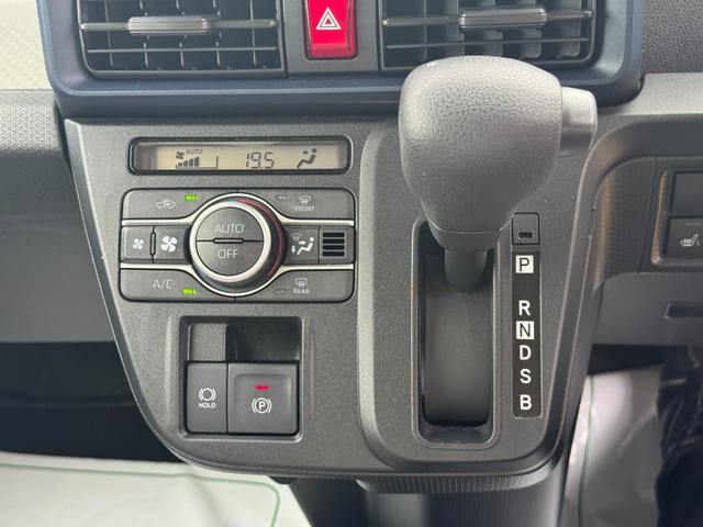 タントＸ弊社デモカーＵＰ車　新車保証継承付　オーディオレス　バックカメラ付　片側電動スライドドア　ＬＥＤヘッドライト　衝突軽減ブレーキ　　横滑り防止装置　アイドリングストップ　クリアランスソナー（福岡県）の中古車