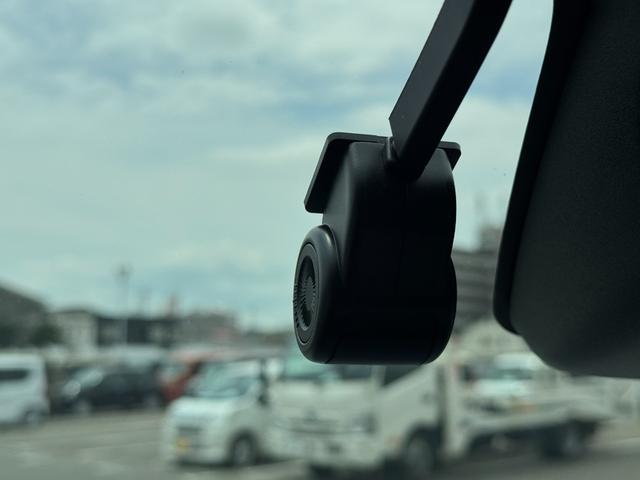 ロッキーXナビ地デジTV バックカメラ Bluetooth ETC 前後ドライブレコーダー オートライト LEDヘッドライト 衝突軽減ブレーキ アイドリングストップ クリアランスソナー 純正アルミホイール(福岡県)の中古車