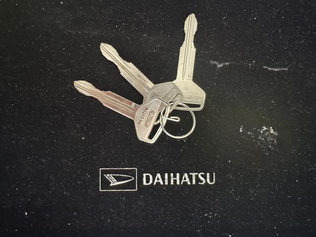 ハイゼットカーゴデッキバンＬ　ＳＡIII前後ドライブレコーダー　　両側スライドドア　衝突軽減ブレーキ　横滑り防止装置　アイドリングストップ（福岡県）の中古車