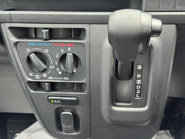 ハイゼットカーゴデッキバンＬＣＤチューナー　両側スライドドア　アイドリングストップ（福岡県）の中古車