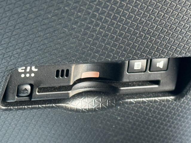 タントカスタムRSディスプレイオーディオ 全方位カメラ Bluetooth ETC 前後ドライブレコーダー 両側電動スライドドア クルーズコントロール 衝突軽減ブレーキ アイドリングストップ 新車保証継承付(福岡県)の中古車