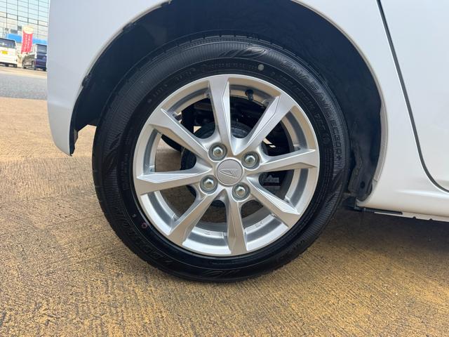 ミライースＧ　ＳＡIII新車保証継承付　弊社デモカーＵＰ車　オーディオレス　ＬＥＤヘッドライト　衝突軽減ブレーキ　オートマチックハイビーム　横滑り防止装置　アイドリングストップ　クリアランスソナー　純正アルミホイール（福岡県）の中古車