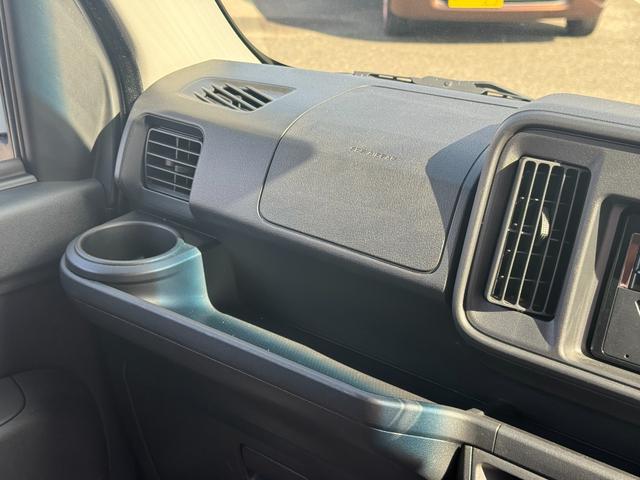 ハイゼットカーゴデッキバンG喫煙車 CDチューナー 両側スライドドア オートライト 衝突軽減ブレーキ 横滑り防止装置 アイドリングストップ オートマチックハイビーム(福岡県)の中古車