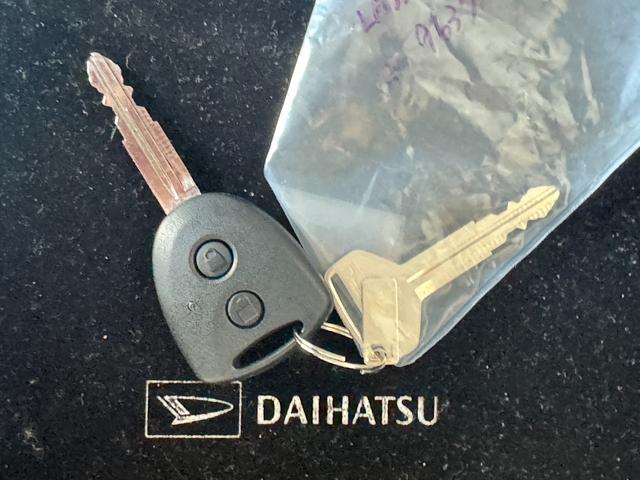 ミライースＸ　ＳＡIII新車保証継承付　弊社デモカーＵＰ車　オーディオレス　オートライト　ＬＥＤヘッドライト　衝突軽減ブレーキ　オートマチックハイビーム　横滑り防止装置　アイドリングストップ　クリアランスソナー（福岡県）の中古車