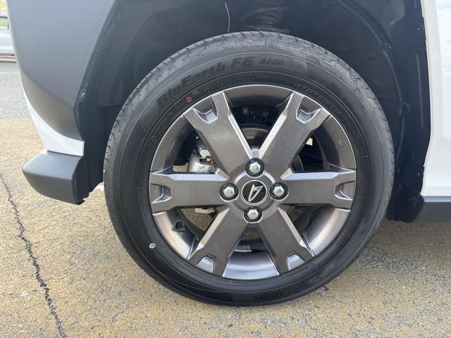 タフトＧ　ダーククロムベンチャー新車保証継承付　弊社デモカーＵＰ車　オーディオレス　バックカメラ付　スマートキー　クルーズコントロール　オートライト　ＬＥＤヘッドライト　衝突軽減ブレーキ　アイドリングストップ　純正アルミホイール（福岡県）の中古車
