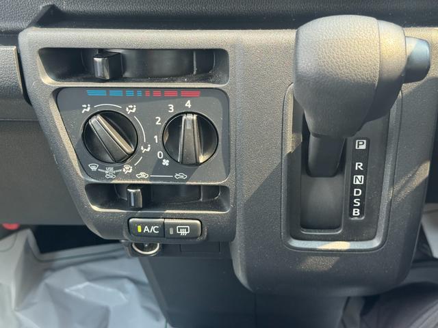 ハイゼットカーゴDX新車保証継承付 弊社デモカーUP車 1dinラジオ 両側スライドドア オートライト 衝突軽減ブレーキ 横滑り防止装置 アイドリングストップ クリアランスソナー(福岡県)の中古車