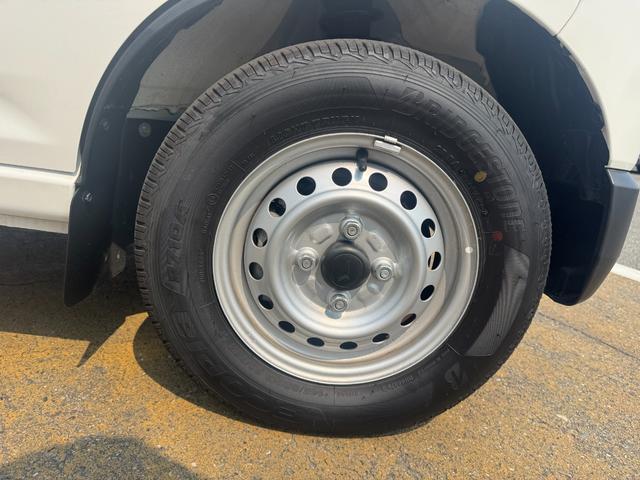 ハイゼットカーゴDX新車保証継承付 弊社デモカーUP車 1dinラジオ 両側スライドドア オートライト 衝突軽減ブレーキ 横滑り防止装置 アイドリングストップ クリアランスソナー(福岡県)の中古車