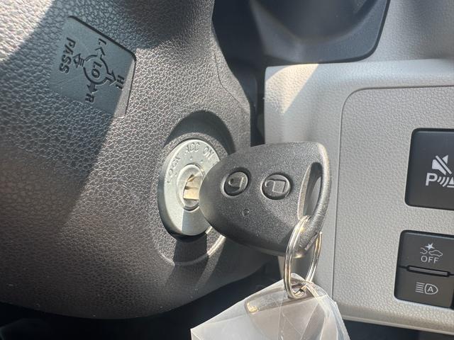 ミライースＸ　ＳＡIII新車保証継承付　弊社デモカーＵＰ車　オーディオレス　オートライト　ＬＥＤヘッドライト　衝突軽減ブレーキ横滑り防止装置　アイドリングストップ　クリアランスソナー（福岡県）の中古車
