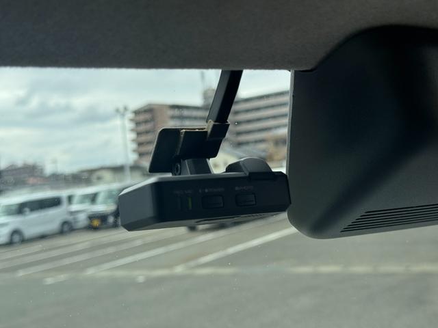 ムーヴキャンバスＧメイクアップ　ＳＡIIIナビ地デジＴＶ　全方位カメラ　Ｂｌｕｅｔｏｏｔｈ　ＥＴＣ　前ドライブレコーダー　　両側電動スライドドア　オートライト　ＬＥＤヘッドライト　衝突軽減ブレーキ　横滑り防止装置　アイドリングストップ（福岡県）の中古車