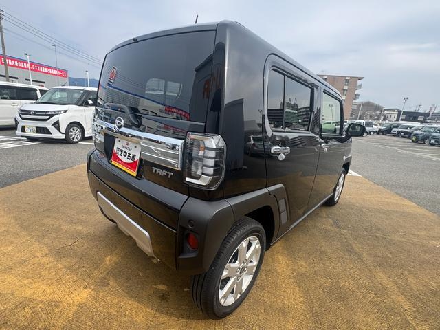 タフトG クロムベンチャー新車保証継承付 弊社デモカーUP車 オーディオレス バックカメラ付 スマートキー クルーズコントロール 衝突軽減ブレーキ 横滑り防止装置 アイドリングストップ クリアランスソナー(福岡県)の中古車