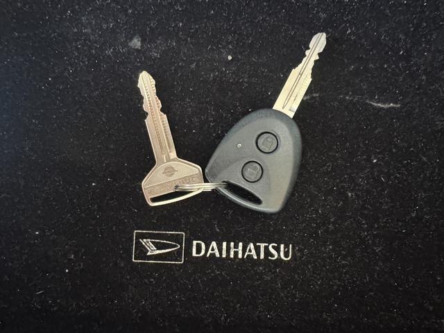ミライースＸ　リミテッドＳＡIIIナビ地デジＴＶ　バックカメラ　Ｂｌｕｅｔｏｏｔｈ　ＥＴＣ　ドライブレコーダー　　ＬＥＤヘッドライト　衝突軽減ブレーキ　横滑り防止装置　アイドリングストップ　クリアランスソナー（福岡県）の中古車