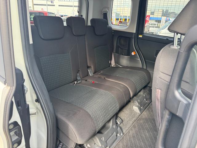 トールカスタムＧ新車保証継承付　弊社デモカーＵＰ車　オーディオレス　バックカメラ付　スマートキー　クルーズコントロール　ＬＥＤヘッドライト　衝突軽減ブレーキ　横滑り防止装置　クリアランスソナー　両側電動スライドドア（福岡県）の中古車