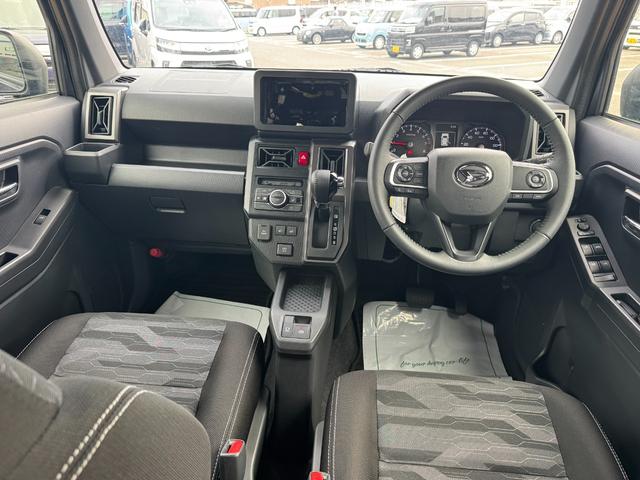 タフトＧターボ　ダーククロムベンチャー新車保証継承付　弊社デモカーＵＰ車　オーディオレス　バックカメラ付　スマートキー　クルーズコントロールＬＥＤヘッドライト　衝突軽減ブレーキ　横滑り防止装置　クリアランスソナー（福岡県）の中古車