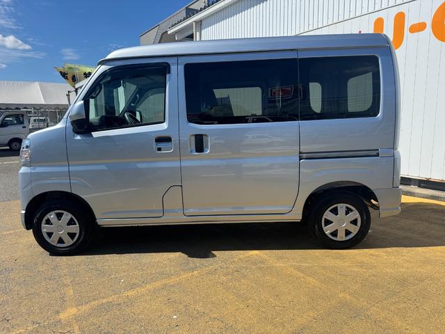 ハイゼットカーゴクルーズターボ新車保証継承付 弊社デモカーUP車 オーディオレス 両側スライドドア オートライト 衝突軽減ブレーキ 横滑り防止装置 アイドリングストップ クリアランスソナー(福岡県)の中古車