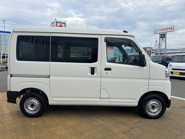 ハイゼットカーゴDX新車保証継承付 1dinラジオ 5MT ETC 両側スライドドア オートライト LEDヘッドライト 衝突軽減ブレーキ オートマチックハイビーム 横滑り防止装置 アイドリングストップ(福岡県)の中古車