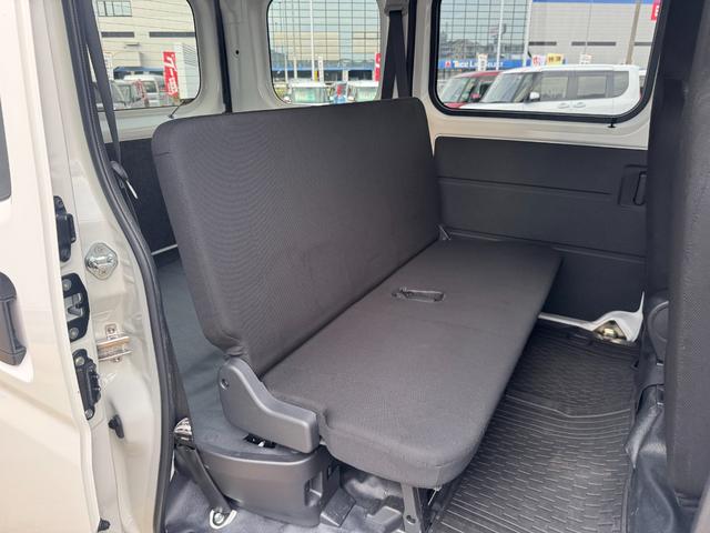 ハイゼットカーゴDX新車保証継承付 1dinラジオ 5MT ETC 両側スライドドア オートライト LEDヘッドライト 衝突軽減ブレーキ オートマチックハイビーム 横滑り防止装置 アイドリングストップ(福岡県)の中古車