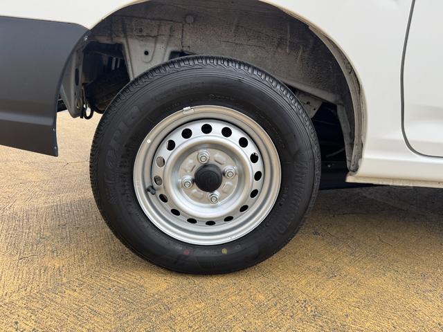 ハイゼットカーゴDX新車保証継承付 1dinラジオ 5MT ETC 両側スライドドア オートライト LEDヘッドライト 衝突軽減ブレーキ オートマチックハイビーム 横滑り防止装置 アイドリングストップ(福岡県)の中古車