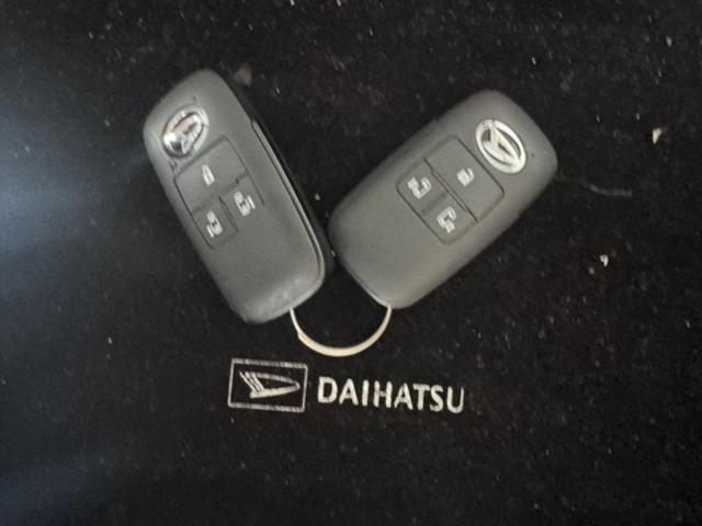 タントカスタムＸリミテッド新車保証継承付　オーディオレス　バックカメラ　ＥＴＣ　両側電動スライドドア　クルーズコントロール　ＬＥＤヘッドライト　衝突軽減ブレーキ　アイドリングストップ　クリアランスソナー　純正アルミホイール（福岡県）の中古車