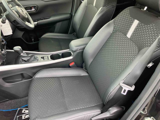 ロッキープレミアムＧ　ＨＥＶ記録簿　エアバッグ　アルミホイール　ＡＢＳ　１オーナー　禁煙車　キ−フリ−　車線逸脱警報装置　踏み間違い防止　オートマチックハイビーム　Ｓヒーター　Ｄレコ（山口県）の中古車