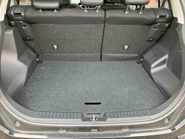 ロッキープレミアムＧ　ＨＥＶ記録簿　エアバッグ　アルミホイール　ＡＢＳ　１オーナー　禁煙車　キ−フリ−　車線逸脱警報装置　踏み間違い防止　オートマチックハイビーム　Ｓヒーター　Ｄレコ（山口県）の中古車