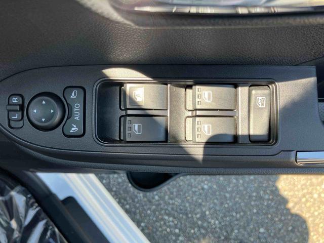 タントカスタムＲＳＬＤＷ　踏み間違え防止　ＬＥＤライト　オートハイビーム　タ−ボ　スマートキ　シートヒータ　ベンチシート　全方向カメラ　アルミホイール　点検記録簿（山口県）の中古車