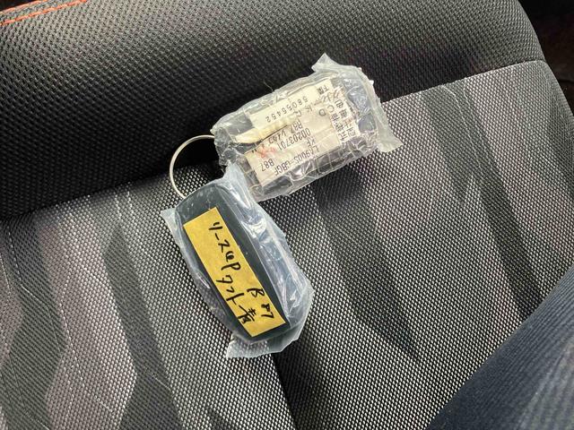 タフトＧスマートキー＆プッシュスタート　点検記録簿　１オーナー　キーフリーシステム　エアバック　ガラスルーフ　ＡＢＳ　アルミホイール（山口県）の中古車