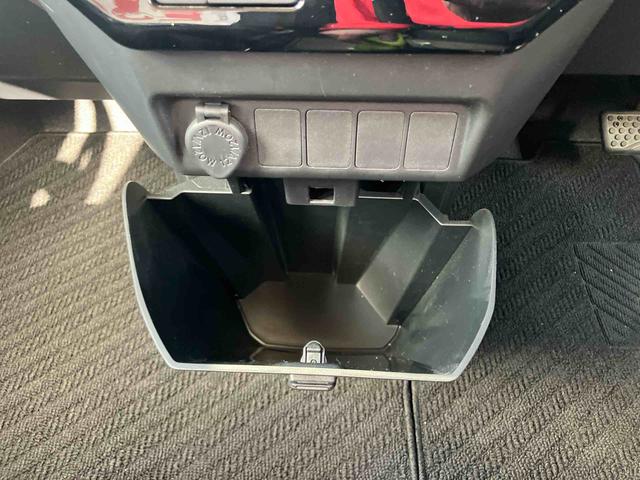 トールカスタムＧ　ターボＴＶ　キーフリーシステム　アルミ　ターボエンジン　記録簿　スマートキー　ＡＢＳ　エアバッグ（山口県）の中古車