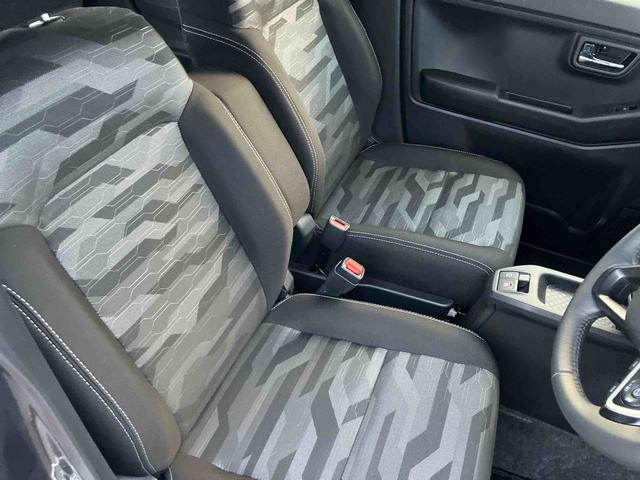 タフトＧターボ　ダーククロムベンチャームーンルーフ　ターボ車　エアバッグ　スマートキー　キーフリー　アルミホイール　ＡＢＳ（山口県）の中古車