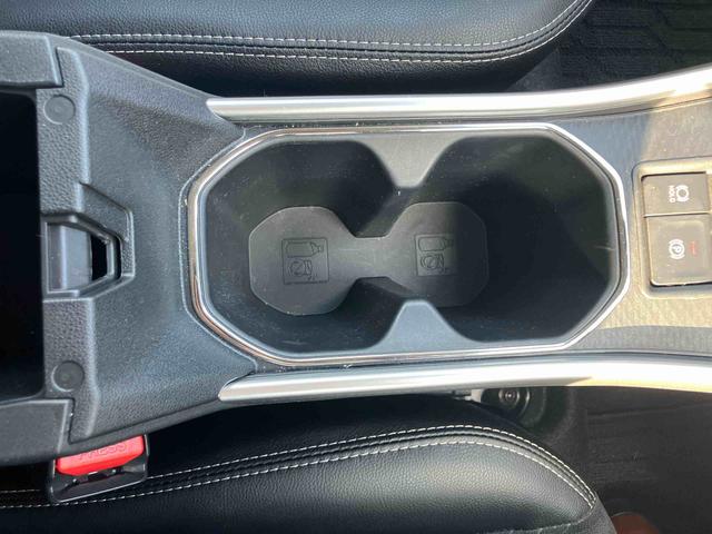 ロッキープレミアムＧ　ＨＥＶアルミホイル　エアバッグ　記録簿　スマートキー　ＡＢＳ　キーフリー（山口県）の中古車