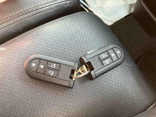 ムーヴキャンバスＧメイクアップリミテッド　ＳＡIII禁煙　インテリキー　メンテナンスノート　キーフリーシステム　ＡＢＳ　運転席エアバック（山口県）の中古車