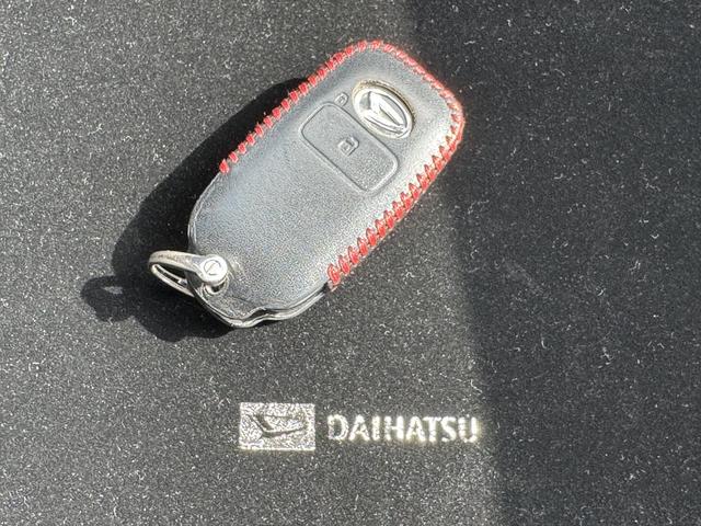 ロッキーＸ令和２年式　衝突低減　Ｂカメラ　ＥＴＣ　純正フルセグナビ　Ｂｌｕｅｔｏｏｔｈ　前後方ドラレコ　電動パーキング　スマートキー　プッシュスタート　ＬＥＤヘッドランプ　オートハイビーム（福岡県）の中古車