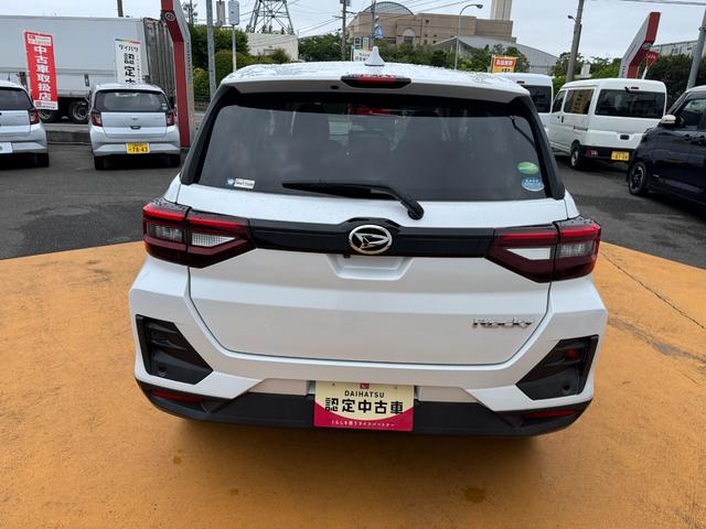 ロッキーＧ令和２年式　衝突低減　Ｂカメラ　クルーズコントロール　純正フルセグナビ　ＥＴＣ　Ｂｌｕｅｔｏｏｔｈ　走行距離２１０４ｋｍ（福岡県）の中古車