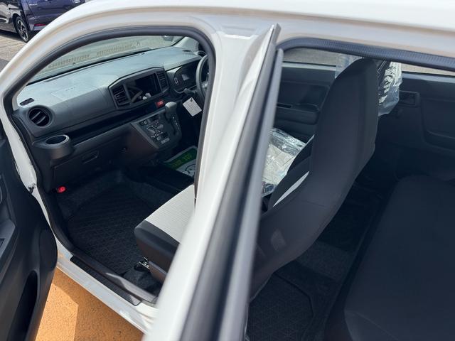 ミライースＬ　ＳＡIII令和５年式　弊社デモカーＵＰ車　オーディイオレス（福岡県）の中古車