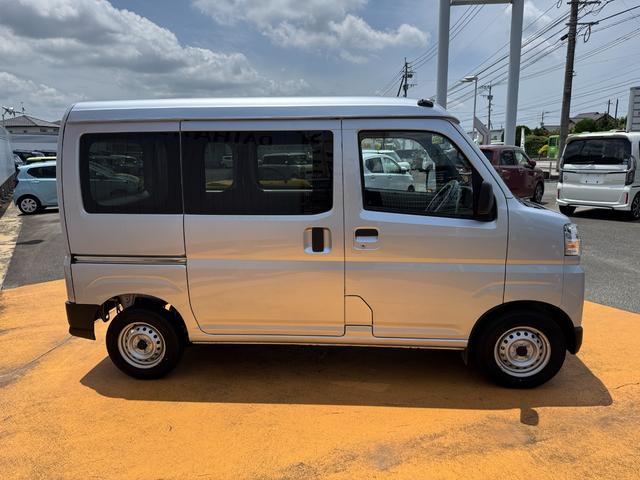 ハイゼットカーゴＤＸ令和５年式　衝突低減ブレーキ　弊社デモカーＵＰ車（福岡県）の中古車