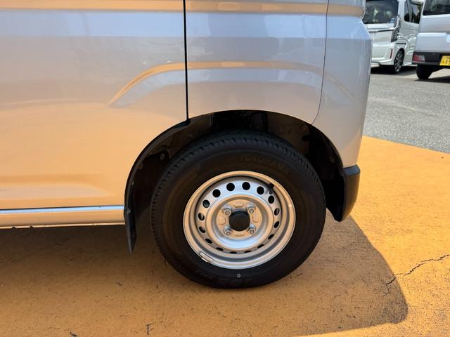 ハイゼットカーゴＤＸ令和５年式　衝突低減ブレーキ　弊社デモカーＵＰ車（福岡県）の中古車