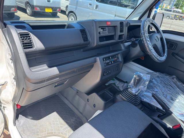 ハイゼットトラックスタンダード　農用スペシャル平成２７年式　１ｄｉｎラジオ　５ＭＴ（福岡県）の中古車
