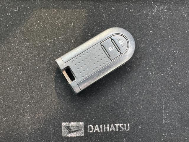 ムーヴカスタム　ＸリミテッドII　ＳＡIII令和２年式　衝突低減ブレーキ　純正フルセグナビ　Ｂｌｕｅｔｏｏｔｈ　ドラレコ　ＥＴＣ　パノラマモニター　運転席シートヒーター　プッシュボタンスタート　ＬＥＤヘッドライト　ＬＥＤフォグランプ（福岡県）の中古車
