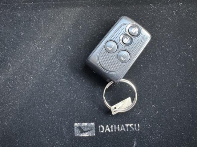 タントカスタムＲＳ　ＳＡIII平成２６年式　衝突低減ブレーキ　純正フルセグナビ（福岡県）の中古車