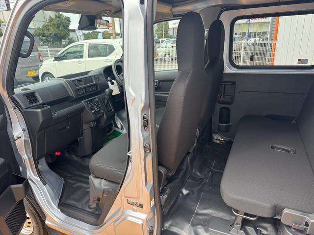 ハイゼットカーゴＤＸ令和５年式　衝突低減ブレーキ　新車保証継承付（福岡県）の中古車