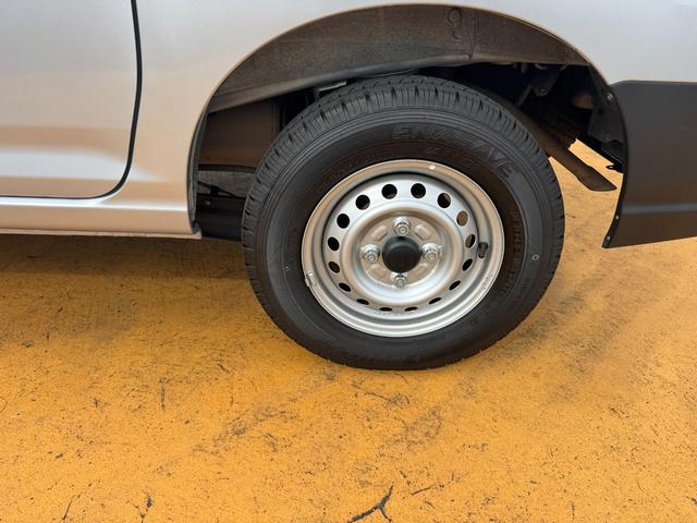ハイゼットカーゴＤＸ令和５年式　衝突低減ブレーキ　新車保証継承付（福岡県）の中古車