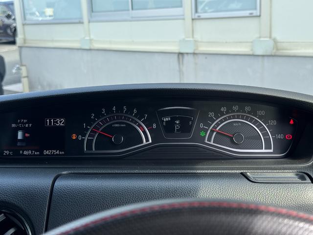 Ｎ−ＢＯＸカスタムＧ・Ｌホンダセンシング令和２年式　衝突低減ブレーキ　純正フルセグナビ　ＥＴＣ（福岡県）の中古車