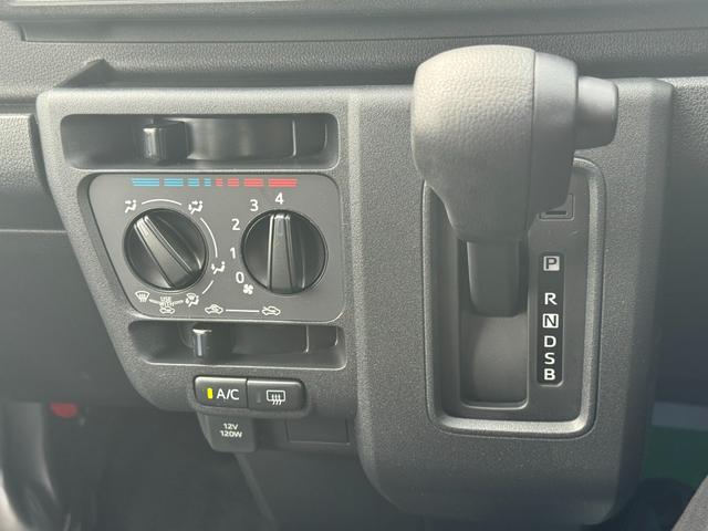 ハイゼットカーゴＤＸ令和５年式　オーディオレス　衝突低減ブレーキ　弊社デモカーＵＰ車（福岡県）の中古車