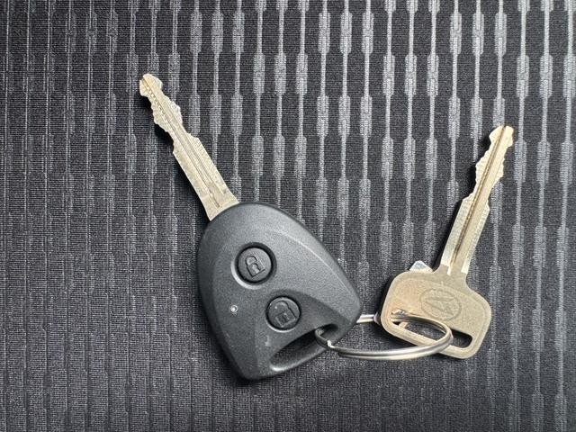 ハイゼットカーゴＤＸ令和５年式　オーディオレス　衝突低減ブレーキ　弊社デモカーＵＰ車（福岡県）の中古車