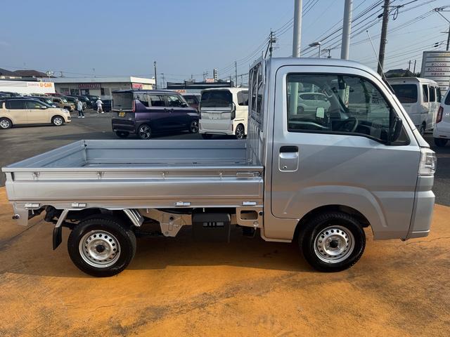 ハイゼットトラックスタンダード 農用スペシャル新車保証継承付 弊社デモカーUP車 5MT 4WD 衝突低減ブレーキ 1dinラジオ(福岡県)の中古車