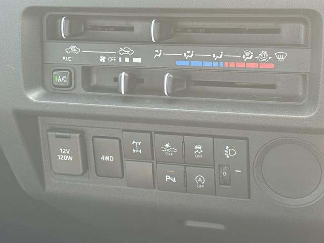 ハイゼットトラックスタンダード 農用スペシャル新車保証継承付 弊社デモカーUP車 5MT 4WD 衝突低減ブレーキ 1dinラジオ(福岡県)の中古車