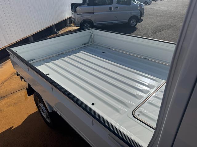 キャリイトラックKX令和7年式 CDチューナー マニュアルエアコン(福岡県)の中古車